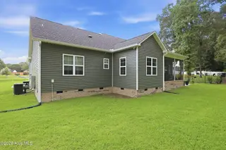 155 Tupelo Trail, New Bern, NC 28562 – photo 23: 42-web-or-mls-0C0A7837