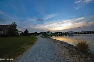 4711 Waves Point, Wilmington, NC 28412 — 3-bedroom waterfront home in Riverlights, Wilmington, NC, photo 13 of 62