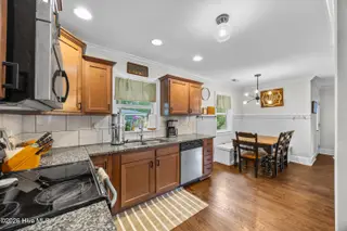 813 Holbrooke Avenue, Wilmington, NC 28412 – photo 10: EX6A4391