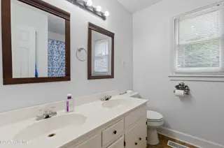 401 Dewitt Street, Jacksonville, NC 28540 — 4-bedroom home in Forest Grove, Jacksonville, NC, photo 12 of 19