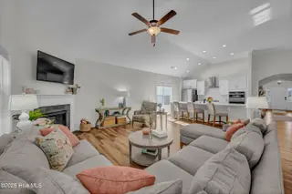 1217 Lt Congleton Road, Wilmington, NC 28409 – photo 23: 023_img_4871_465