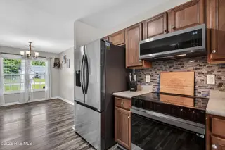 143 Ashbury Park Lane, Richlands, NC 28574 – photo 14: Kitchen/Dining