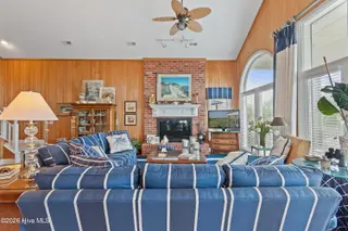 1307 Ocean Boulevard W, Holden Beach, NC 28462 – photo 17