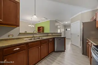 4041 Bluebill Drive 4, Greenville, NC 27858 – photo 11: 31-web-or-mls-IMG_9299