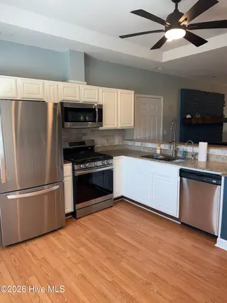 477 Harkers Island Road, Beaufort, NC 28516 – photo 6: IMG_3561