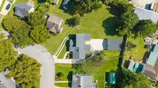 501 Franklin Avenue, New Bern, NC 28560 – photo 11: 10-web-or-mls-DJI_20250827153902_0850_D