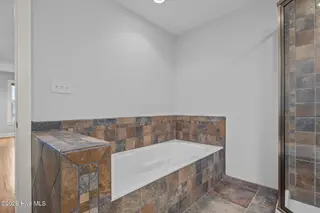 7118 Archers Creek Drive, Emerald Isle, NC 28594 – photo 18: 25-web-or-mls-1S3A8718