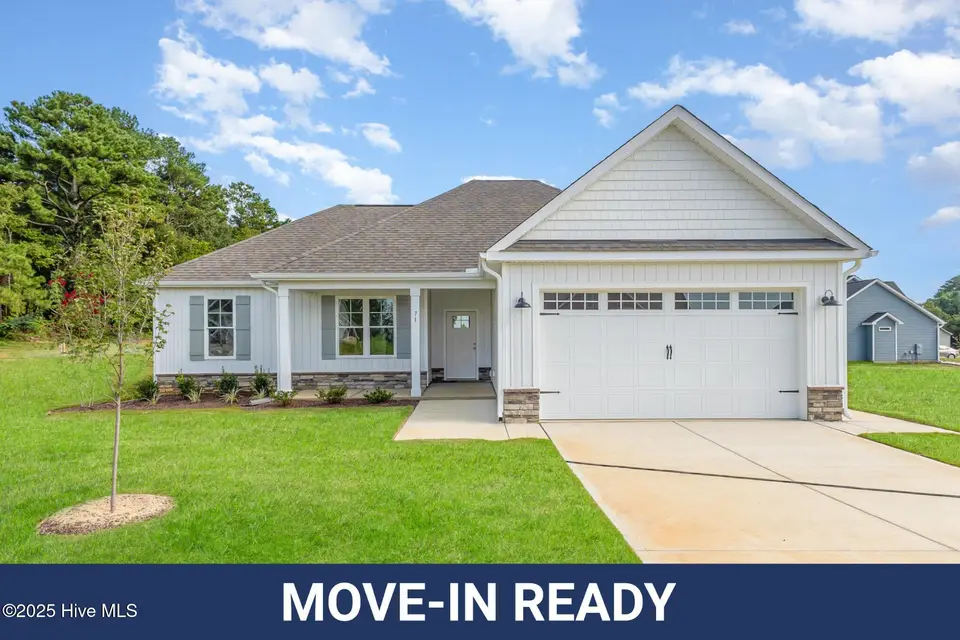 71 Royal Avenue, Selma, NC 27576 – photo 1 of 33: 000