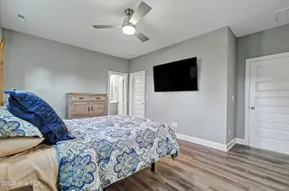 228 NE 41st Street, Oak Island, NC 28465 – photo 21: imgHP26