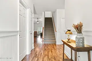 2205 Dovedale Drive B, Greenville, NC 27834 – photo 9: 36-web-or-mls-IMG_0072