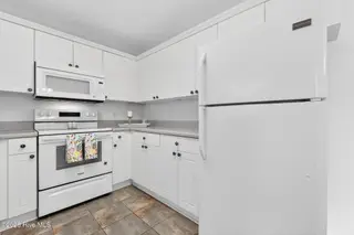 124 NE 34th Street, Oak Island, NC 28465 – photo 20: 124 NE 34th Street