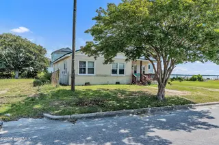 1004 Avery Street, Morehead City, NC 28557 – photo 3: DSC06104-Edit