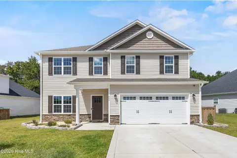 499 Pebble Shore Dr, Sneads Ferry
