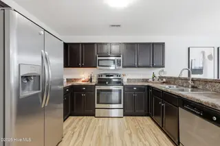 7087 Copperfield Court, Wilmington, NC 28411 – photo 17: Kitchen