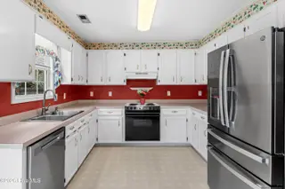 1472 Old Folkstone Road, Sneads Ferry, NC 28460 – photo 10