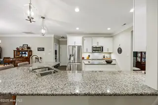 822 Winston Pines Drive, Aberdeen, NC 28315 — 5-bedroom home in Winston Pines, Aberdeen, NC, photo 20 of 51: 20_img_7083