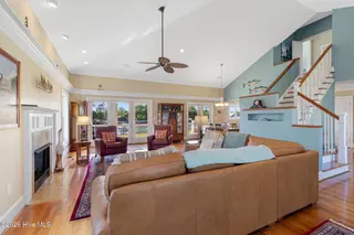 255 Gatsey Lane, Beaufort, NC 28516 — 3-bedroom home in Stanton Landing, Beaufort, NC, photo 4 of 53: Living room