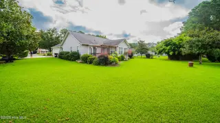 850 Meadow Lane SW, Calabash, NC 28467 — 3-bedroom home in Carolina Cove, Calabash, NC, photo 6 of 28: KM202623 - Copy