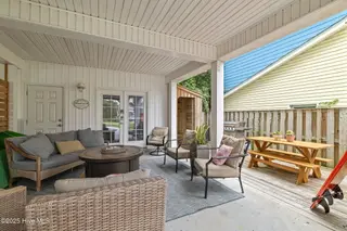 704 Ocean Boulevard 2, Carolina Beach, NC 28428 – photo 6: Outdoor entertainment