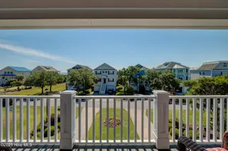 231 Windy Hills Drive, Wilmington, NC 28409 – photo 10: 231WindyHillsDrive-12