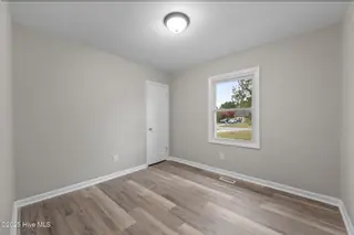 106 Ronny Court, Jacksonville, NC 28546 — 3-bedroom home in Brynn Marr, Jacksonville, NC, photo 21 of 47: 49-web-or-mls-_RAD1045