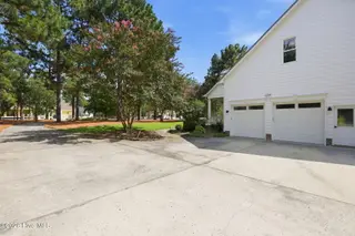 102 Chesterfield Drive, Pinehurst, NC 28374 – photo 6: Garage