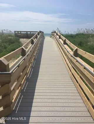 303 Henderson Boulevard 14, Atlantic Beach, NC 28512 – photo 15: walkway to the beach