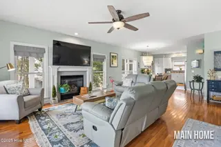 334 NE 48th Street, Oak Island, NC 28465 – photo 5: shniderproductions.com-27