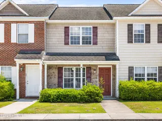 403 Springwood Drive, Jacksonville, NC 28546 – photo 2