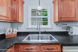 304 Pebble Lane, Jacksonville, NC 28546 — 3-bedroom home in Brynn Marr, Jacksonville, NC, photo 14 of 37: DSC03729