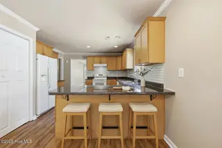 1812 Greensboro Street, New Bern, NC 28560 – photo 16: Kitchen 2