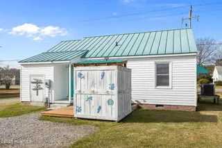 908 N 20th Street, Morehead City, NC 28557 – photo 7: 7-web-or-mls-1S3A9740