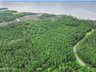 705 Sandy Point Drive, Beaufort, NC 28516 – photo 11: 33