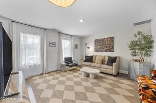 903 Walnut Street, Wilmington, NC 28401 – photo 9: 11_living room