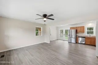 1040 Broad Creek Road, New Bern, NC 28560 – photo 12: 11-web-or-mls-0C0A7731