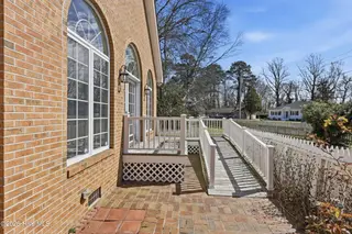 1514 Crescent Drive, Elizabeth City, NC 27909 – photo 7: Entry to sunroom