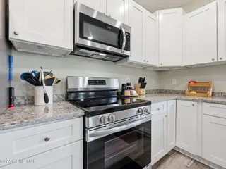 120 Cypress Manor Court, Jacksonville, NC 28540 – photo 13: 12-web-or-mls-120 Cypress Manor Ct. 26