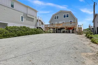 324 N Shore Drive, Surf City, NC 28445 – photo 2: 6G8A6483