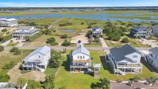 6707 Kings Lynn Drive, Oak Island, NC 28465 – photo 3: 6707 4
