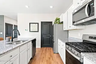 141 Tributary Circle Lot 9, Wilmington, NC 28401 — 4-bedroom home in Riverside, Wilmington, NC, photo 16 of 58