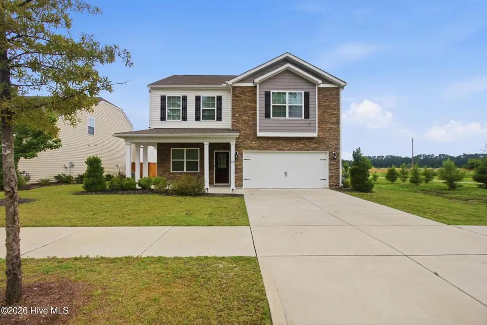 2005 Chiles Drive, New Bern, NC 28562 – photo 1 of 63: 2005 Chiles Drive, New Bern, NC 28562
