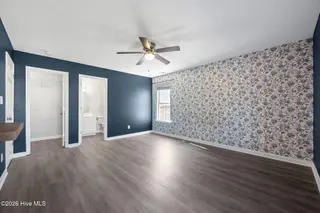 300 Carlisle Court, Jacksonville, NC 28540 – photo 18: 41-web-or-mls-_RAD5077