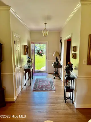 701 Discovery Bay, New Bern, NC 28562 — 3-bedroom home in Haywood Creek Landing, New Bern, NC, photo 2 of 26: Foyer
