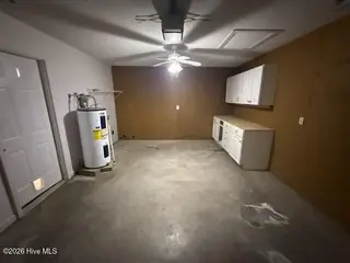 205 Commons Court, New Bern, NC 28560 — 3-bedroom home in Rivershore Commons, New Bern, NC, photo 11 of 15: Garage Interior