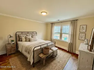 1262 Forest Acres Drive, Greenville, NC 27834 – photo 18: collov-ai_20260121105701_1nka5u