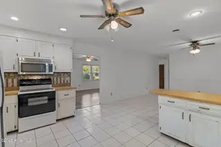 566 Palmer Drive, Southport, NC 28461 — 3-bedroom home in Boiling Spring Lakes, Southport, NC, photo 13 of 54: 14-web-or-mls-BTS09496