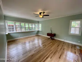 106 W Berkshire Road, Greenville, NC 27858 – photo 9: Living Room
