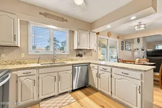 108 Gull Harbor Drive, Newport, NC 28570 – photo 19: 50-web-or-mls-IMG_4562