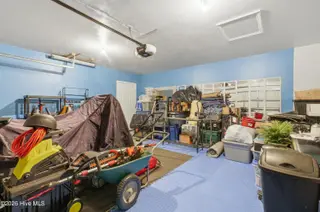 2325 White Oak River Road, Maysville, NC 28555 – photo 19: 2325 white oak river _ Interior (18 of 1