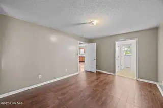 1403 Lockwood Road, Kinston, NC 28501 — 3-bedroom home in Brentwood, Kinston, NC, photo 12 of 32: Master Bedroom
